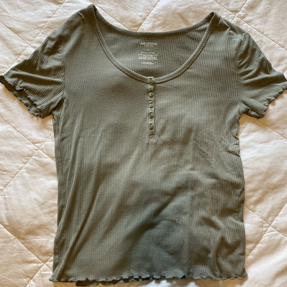 Green t-shirt